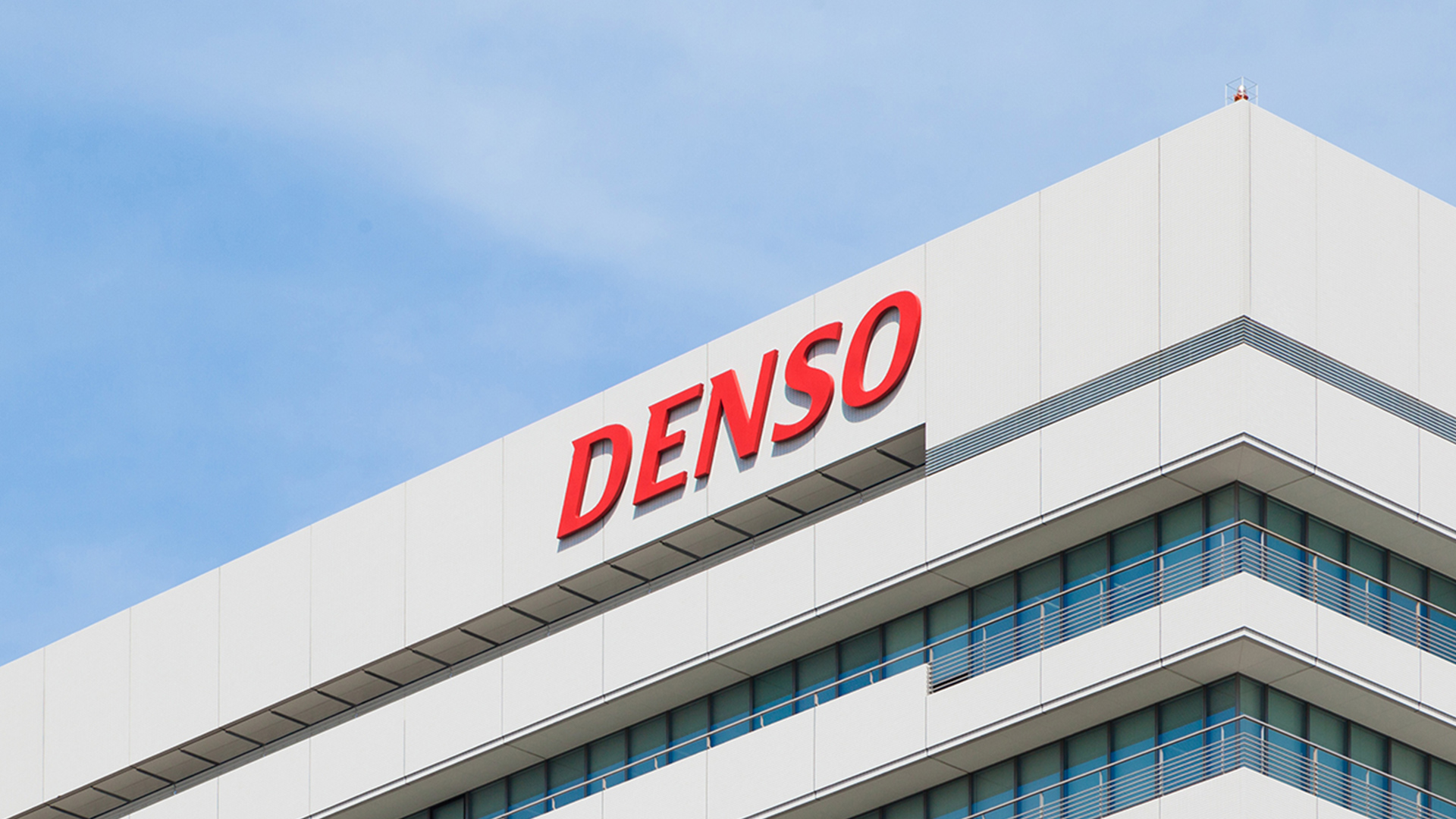 DENSO Corporation își extinde echipa în Ungaria: noi locuri de muncă la fabrica din Székesfehérvár